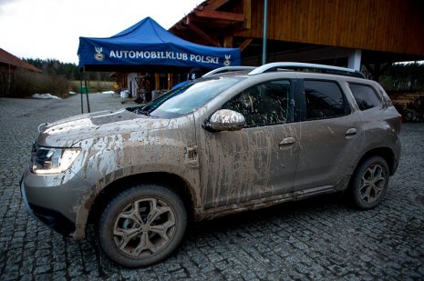 dacia-dust22 dacia-dust22