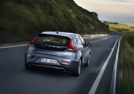 v6_nowe-volvo-v40-6