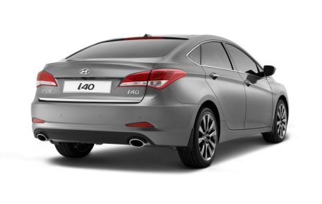 hyundai-3_i40-sedan_rear-side-view-02