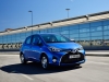 large_2014_yaris_hybrid_active_02