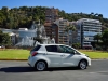 large_2014_yaris_hybrid_high_13