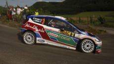 Fabryczne samochody Ford Fiesta RS WRC zaprezentują się w nadchodzący weekend w […]