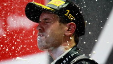 Jenson Button z zespo0łu McLaren wygrał wyścig o Grand Prix Japonii, wyprzedzając […]
