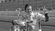 Tragiczna śmierć angielskiego kierowcy serii IndyCar, Dana Wheldona, przerwała jego piękną karierę. […]