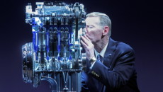 Prezes i dyrektor generalny firmy Ford, Alan Mulally, uruchomił w Kolonii produkcję […]