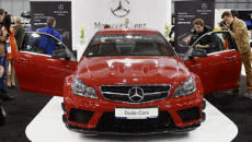 „Black Series” to najmocniejsze, wyczynowe odmiany samochodów marki Mercedes-Benz, wyprodukowane przez kooperującą […]