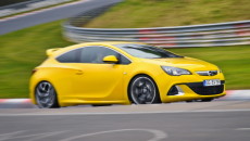 Opel i Mercedes najbardziej zaufanymi markami samochodowymi w Polsce, Orlen i Lotos […]