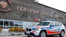 Specjalnie przygotowane BMW X1 dołączyło do floty pojazdów Centrum Zdrowia Dziecka. Przekazane […]