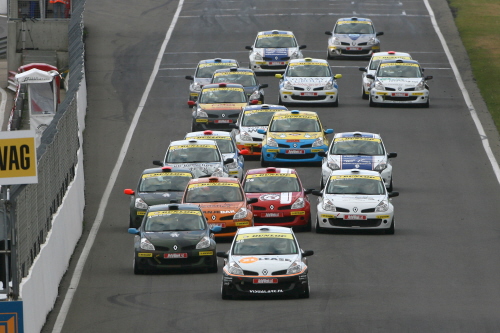 Dunlop 1_Renault Clio Cup