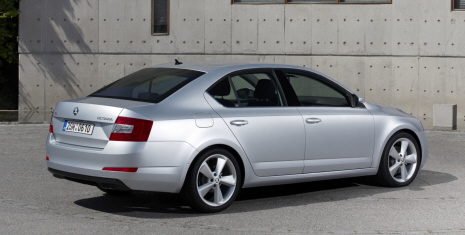 SKODA Octavia 2012