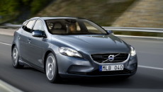 Volvo V40 jest dostępne w nowej cenie bazowej. Podstawowa odmiana tego modelu […]