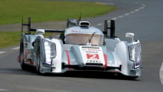 Zespół Audi Sport Team Joest No.2 w składzie Allan McNish, Tom Kristensen, […]