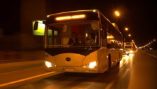 W Krakowie pasażerowie mogą już korzystać z pełni elektrycznego autobusu BYD K9. […]