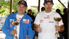 Dwie załogi samochodowe w mocnych Toyotach Hilux: Adam Małysz i Rafał Marton […]