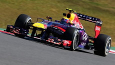 Sebastian Vettel (Red Bull) uzyskał najlepszy czas podczas kwalifikacji przed wyścigiem Formuły […]