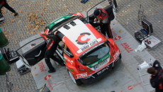 Maciej Rzeźnik i Przemysław Mazur w Peugeot 207 S2000 zostali liderami po […]