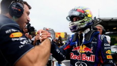 Sebastian Vettel w bolidzie Red Bulla pokazał wielka klasę i wygrał kończący […]
