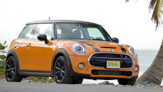 MINI prezentuje na salonie samochodowym Geneva International Motor Show 2014 nowy model […]