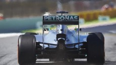 Lewis Hamilton po raz kolejny w tym sezonie stanie na pierwszym polu […]