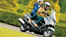 Suzuki Burgman to seria ekskluzywnych, miejskich skuterów. Koncepcja nowych Burgmanów 125 i […]