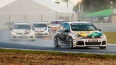 Trzecia runda Volkswagen Castrol Cup rozegrana została w Polsce – na Torze […]