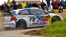 Jari-Matti Latvala i Miikka Anttila (Volkswagen Polo R WRC) liderują po pierwszym […]