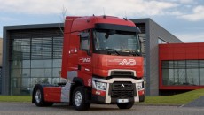 Renault Trucks przekazało kluczyki do pierwszych 100 spośród 530 pojazdów ciężarowych „Guaranteed […]
