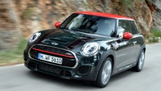 Nowy MINI John Cooper Works łączy w sobie doznania wyścigowe z charakterem […]