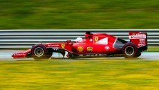 Nico Rosberg w bolidzie Mercedesa wygrał pierwszy trening przed wyścigiem Formuły 1 […]