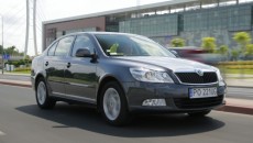 Według AAA AUTO, eksperta rynku samochodów używanych, średnia cena sprowadzonych do Polski […]