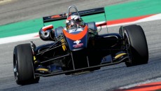 Podczas bieżącego weekendu rozegrane zostaną kolejne wyścigi serii GP3 i Euroformula Open. […]