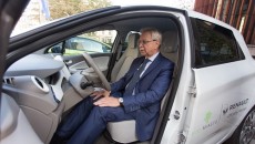 Samochód elektryczny Renault ZOE, który Kraków otrzymał jako nagrodę w konkursie ECO-MIASTO, […]