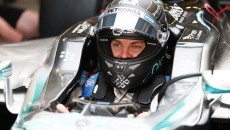 Lewis Hamilton i Nico Rosberg okazali się najszybsi podczas dwóch piątkowych treningów […]