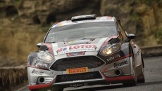 Kajetan Kajetanowicz i Jarosław Baran w Fordzie Fiesta R5 prowadzą po pierwszym […]