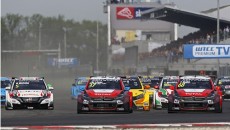 José María López zwyciężył w wyścigu głównym drugiej tegorocznej rundy WTCC FIA […]