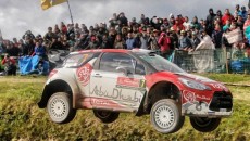 Kris Meeke i Paul Nagle (Citroën DS3 WRC) wręcz sensacyjnie wygrali Vodafone […]