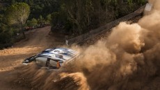 Sébastien Ogier i Julien Ingrassia (Volkswagen Polo R WRC) zostali pierwszymi liderem […]