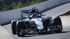 Nico Rosberg (Mercedes) i Max Verstappen (Red Bull) okazali się najszybsi na […]