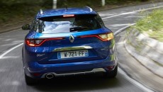 W polskich salonach marki trwają zamówienia na nowe Renault Megane Grandtour. W […]