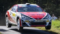 Startujący nową Toyotą GT86 CS-R3 z numerem 23 Luca Rossetti zajął drugie […]