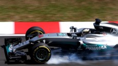 Nico Rosberg okazał się najszybszym kierowcą po pierwszym, a Lewis Hamilton (obaj […]