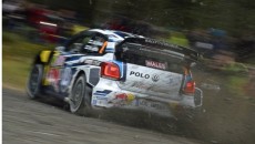 Sébastien Ogier i Julien Ingrassia (Volkswagen Polo R WRC), którzy już podczas […]