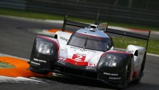 Podczas prezentacji wyścigowego prototypu LMP1 – 919 Hybrid – w trakcie testów […]