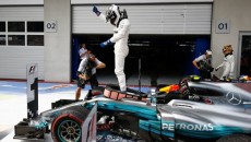 Valtteri Bottas z zespołu Mercedesa wygrał, startując z pole position wyścig o […]