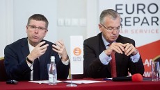 Prezes Grupy PSA w Polsce David Guerin, zainaugurował w Warszawie projekt sieci […]