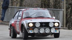 Mauritz Lange i Piotr Bany w samochodzie Ford Escort RS 2000 dotarli […]