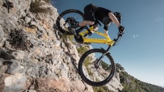 Peugeot zaprezentował rower górski z elektrycznym wspomaganiem napędu eM02 FS Powertube. To […]
