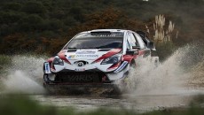 Ott Tänak i Martin Järveoja (Toyota Yaris WRC) powiększyli swoją przewagę nad […]