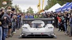 Podczas zakończonego Festiwalu Szybkości w Goodwood w Chichester w Anglii, francuski kierowca […]