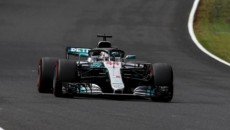 Lewis Hamilton z zespołu Mercedesa wygrał wyścig mistrzostw świata Formuły 1 o […]